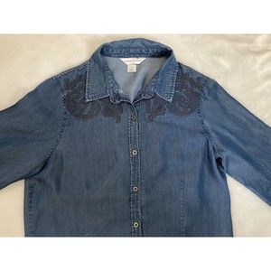 Christopher & Banks Shirt Womens Medium Blue Button Up 100% Lyocell Denim Look
